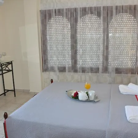 Mani * Szkála Szotírosz